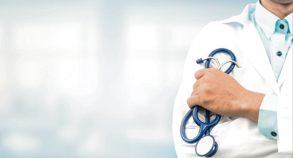عيادة الطب العام ، الطوارئ، الأطفال ،المسالك البولية، الباطني و الجراحة العامة،